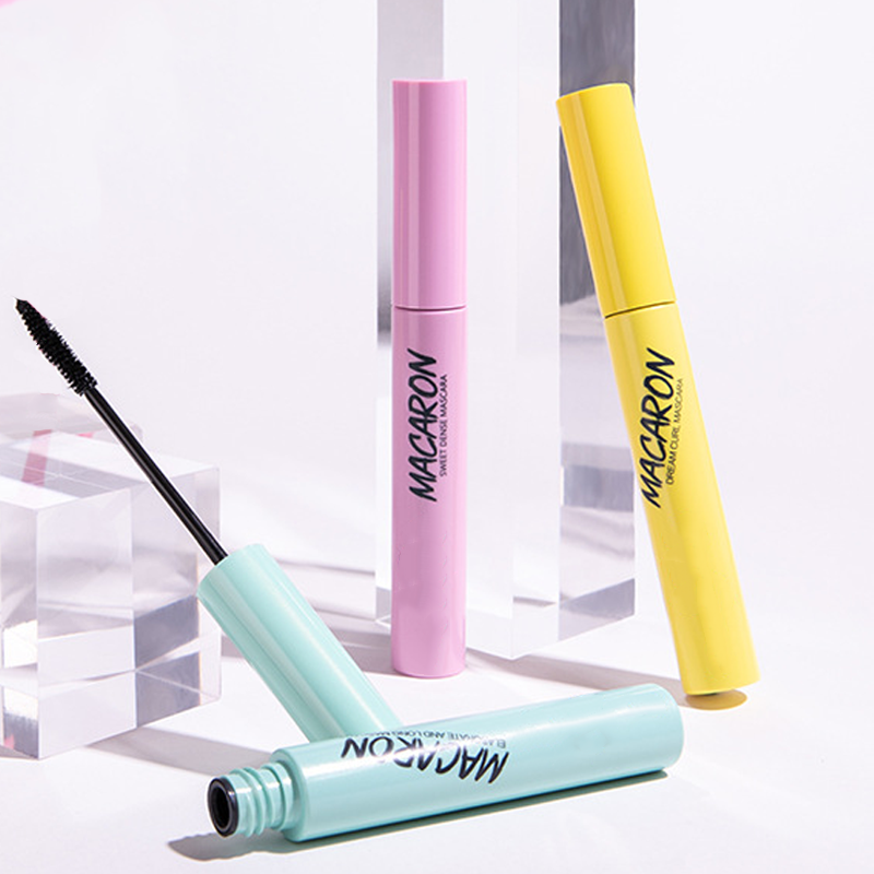 💥Smudge-Proof Waterproof Mascara for Lengthening, Volumizing & Curling